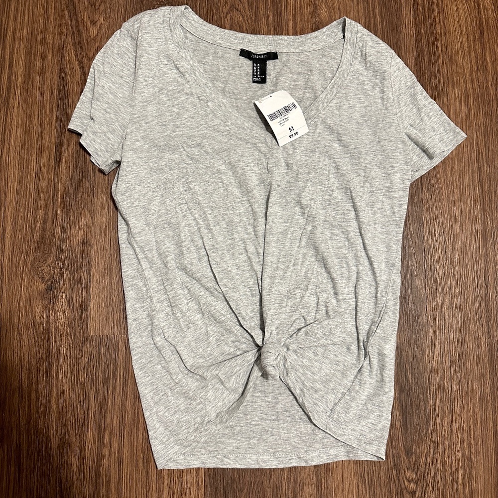 Forever 21 Gray T-Shirt NWT
